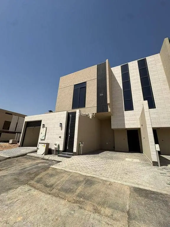 3 bedroom villa in Al Janadriyah, Riyadh 3