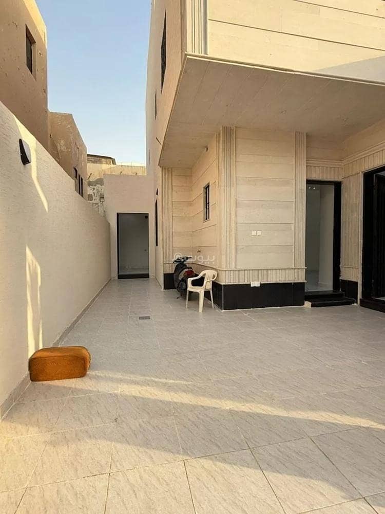 villa in Al Uraija Al Gharbiyah, Riyadh 2