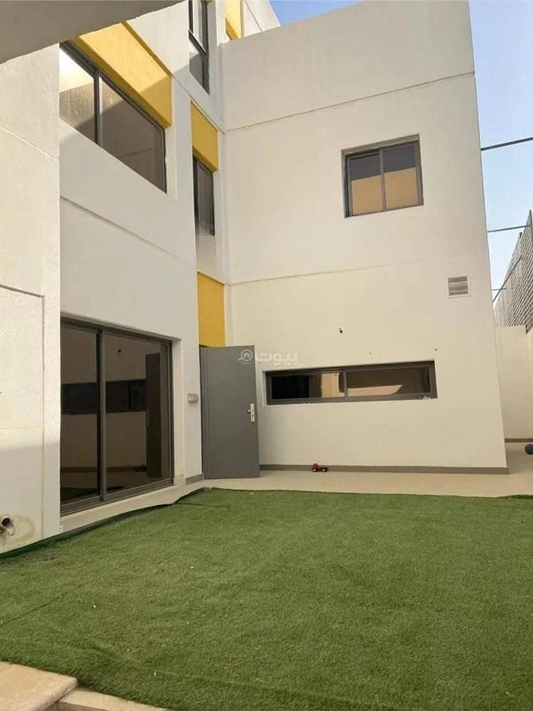 7 bedroom villa in Khuzam, Riyadh 2