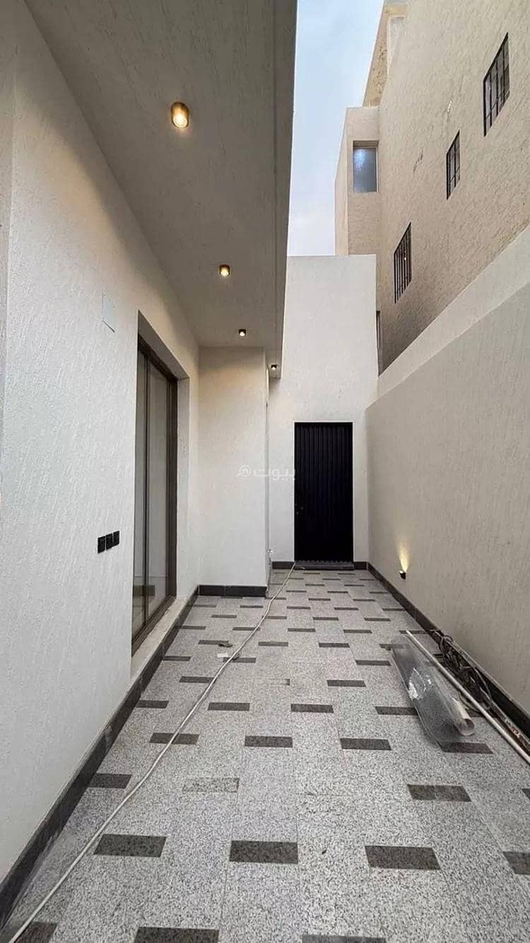 6 bedroom villa in Al Mahdiyyah, Riyadh 4