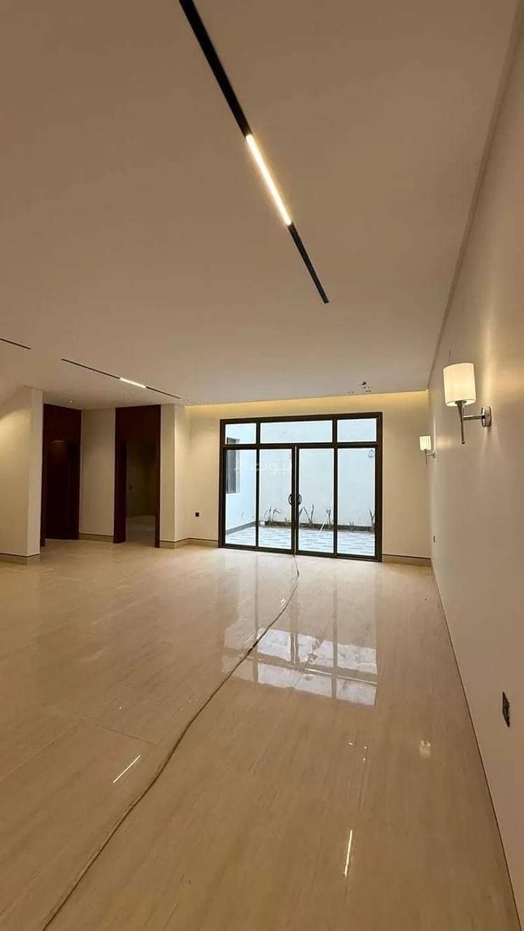 6 bedroom villa in Al Mahdiyyah, Riyadh 20