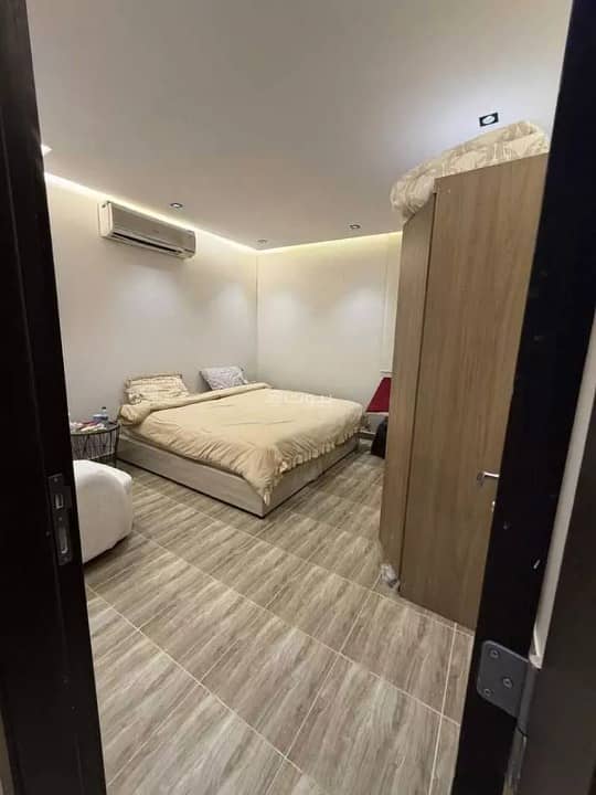 5 bedroom villa in Khuzam, Riyadh 9