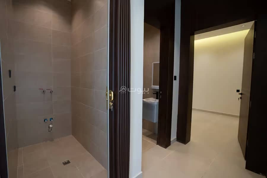 6 bedroom villa in Al Janadriyah, Riyadh 7
