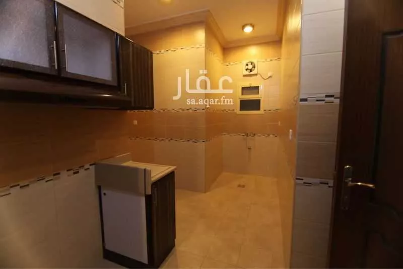 4 bedroom apartment in Al Rehab 13