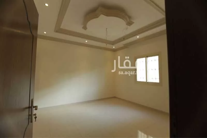 4 bedroom apartment in Al Rehab 9