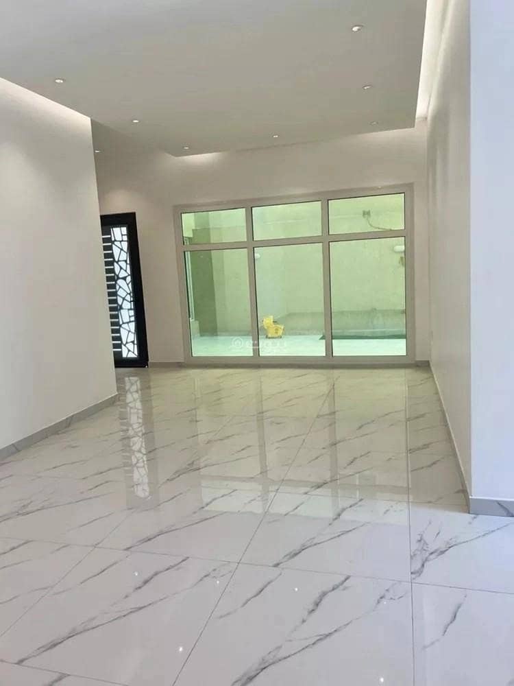 4 bedroom villa in Ar Rakah Al Janubiyah, Eastern Province 3
