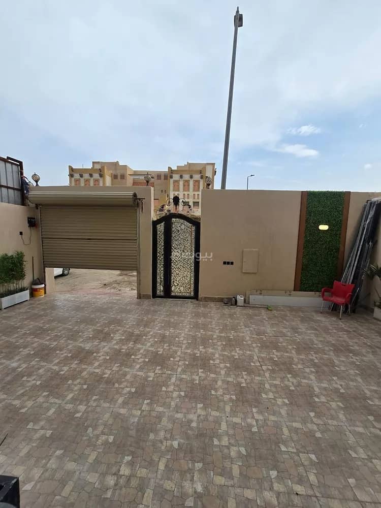 6 bedroom villa in Dahiat King Fahd, Eastern Province 3