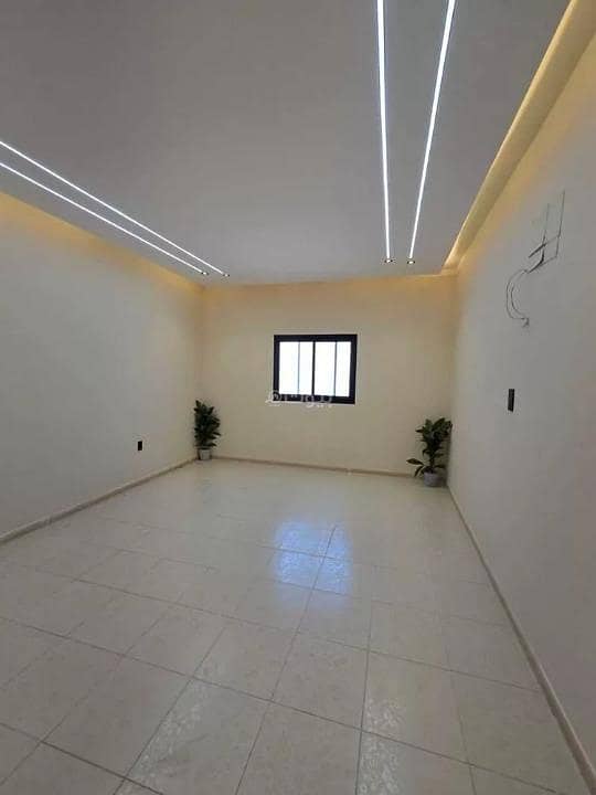 4 bedroom apartment in Taibah, Eastern Province 3
