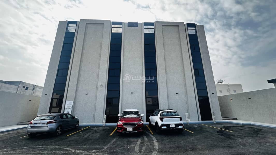 3 bedroom apartment in Shawran, Madinah 4