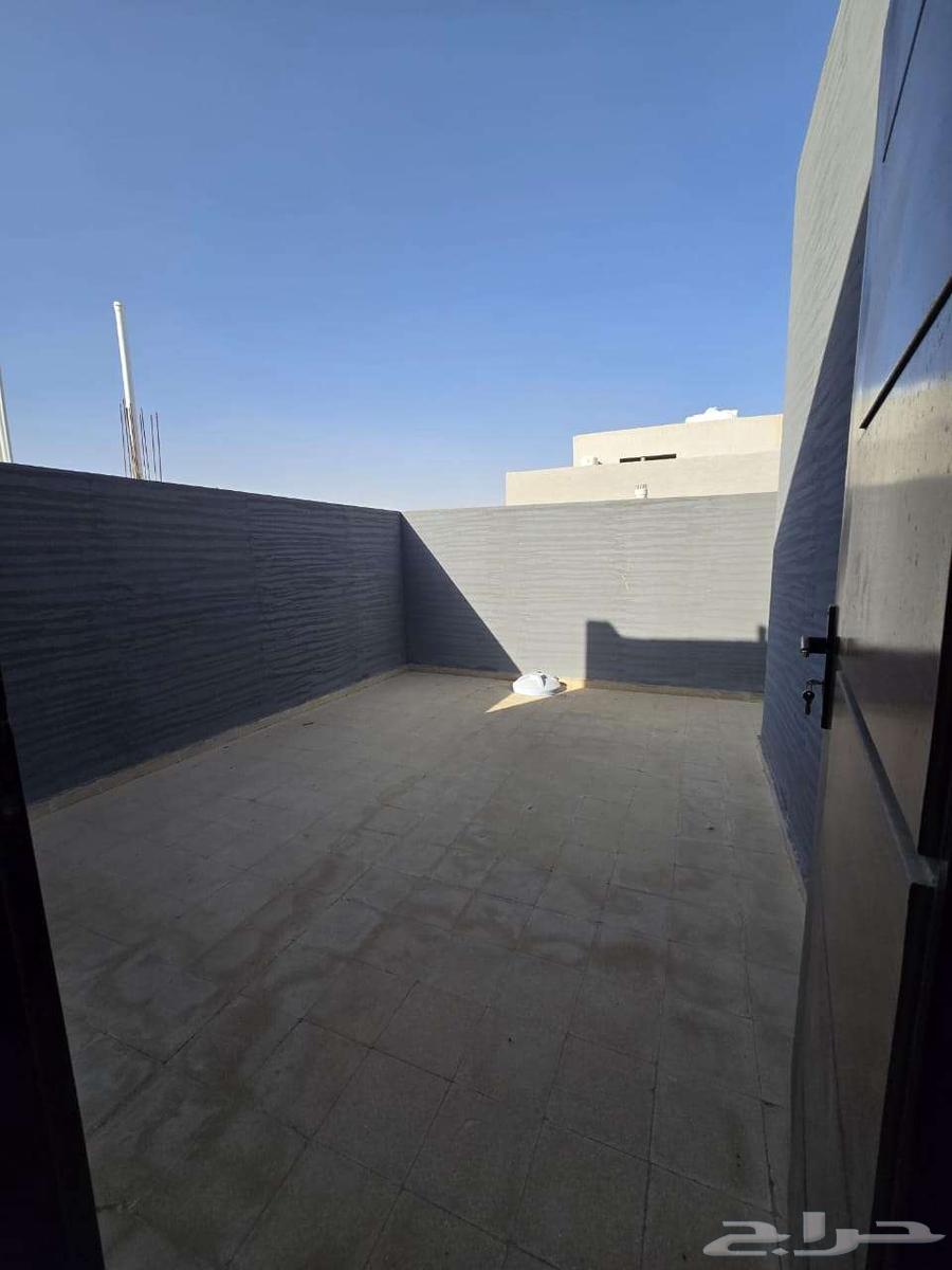 5 bedroom apartment in Al Murjan 15