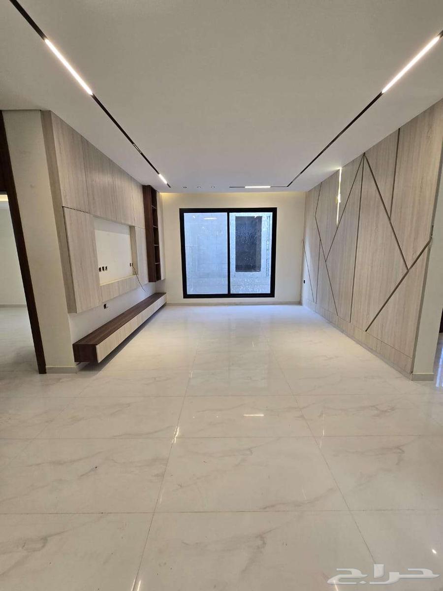 5 bedroom apartment in Al Murjan 17