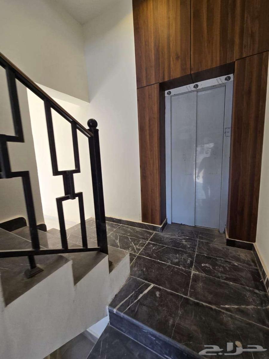 5 bedroom apartment in Al Murjan 3