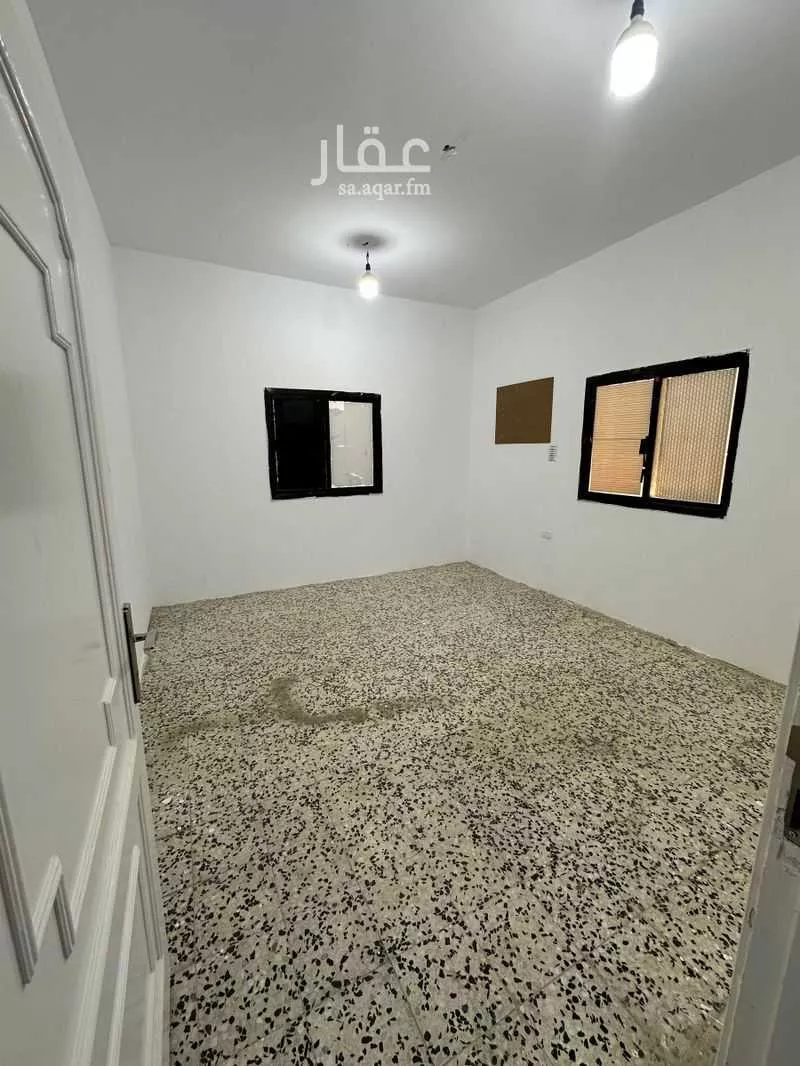 2 bedroom apartment in Mishrifah 3