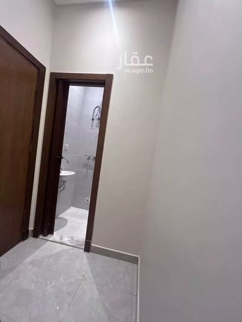 5 bedroom apartment in Al Marwa 4