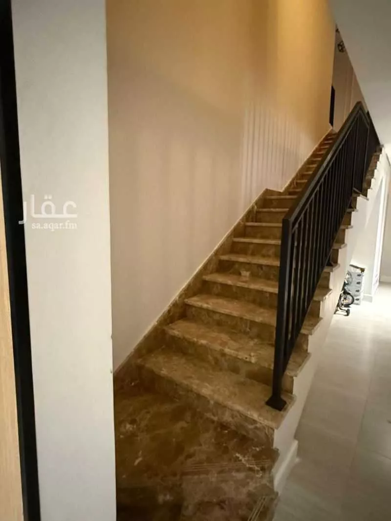 5 bedroom apartment in Al Hamdaniyah 12