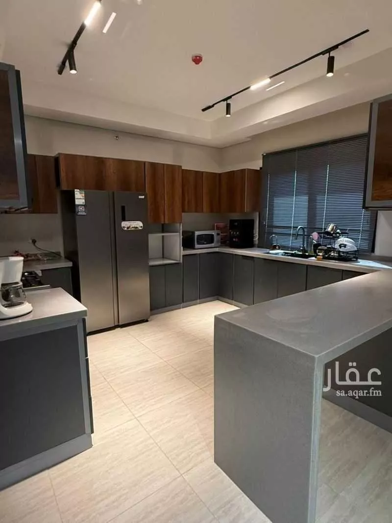 5 bedroom apartment in Al Hamdaniyah 13