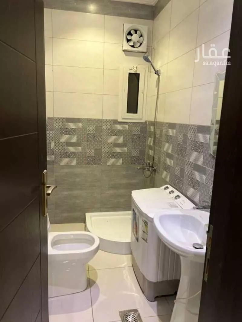 2 bedroom apartment in Al Hamdaniyah, Jeddah 5