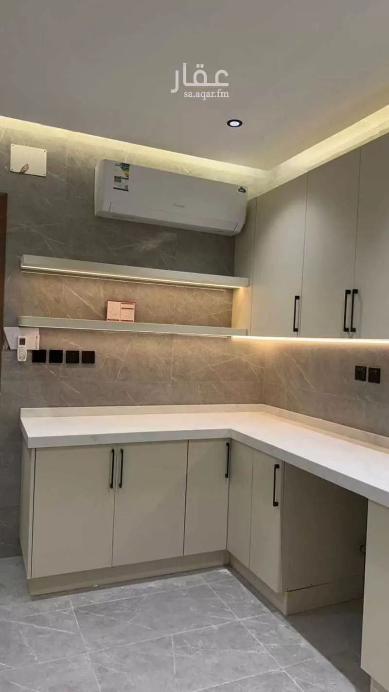 4 bedroom apartment in Al Rawdah 4