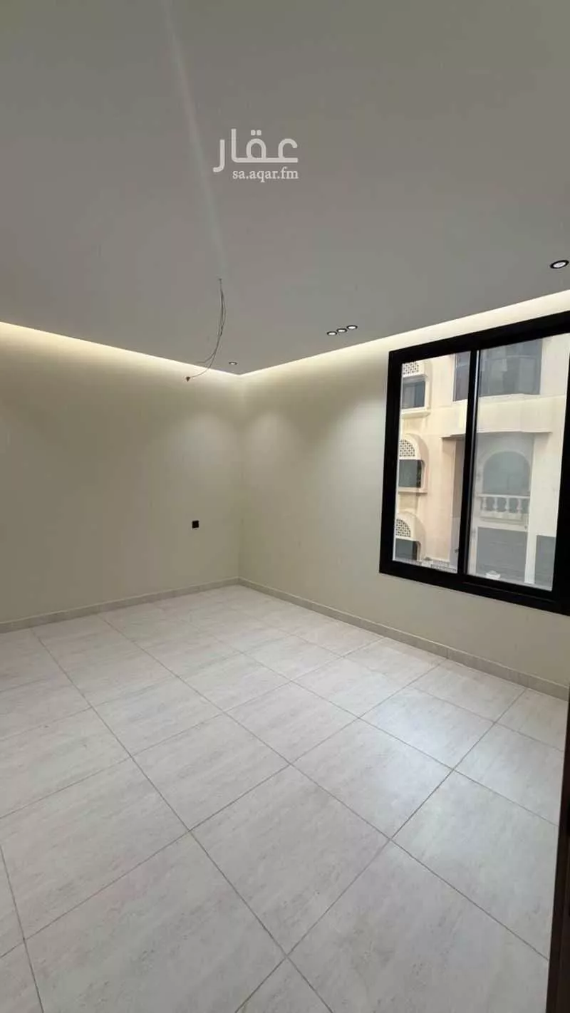 4 bedroom apartment in Al Rawdah 5