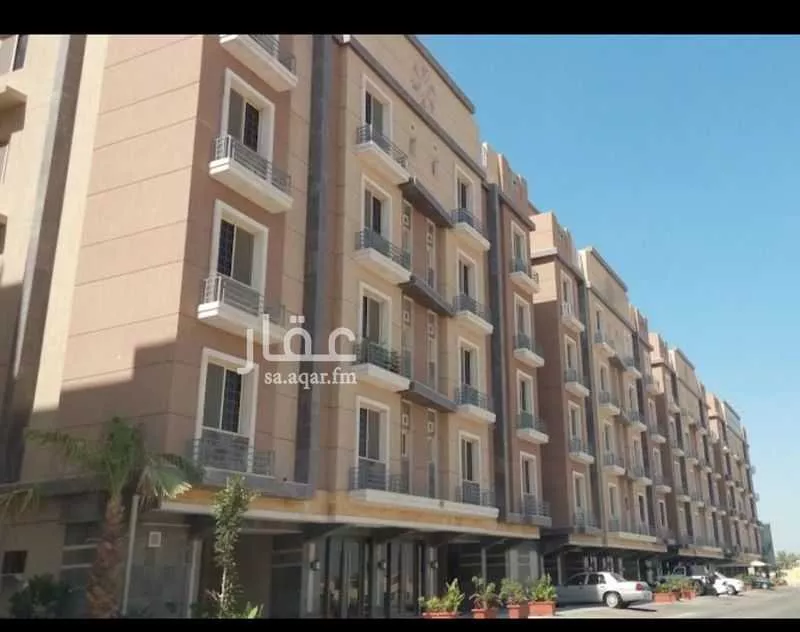 4 bedroom apartment in Al Marwa 10
