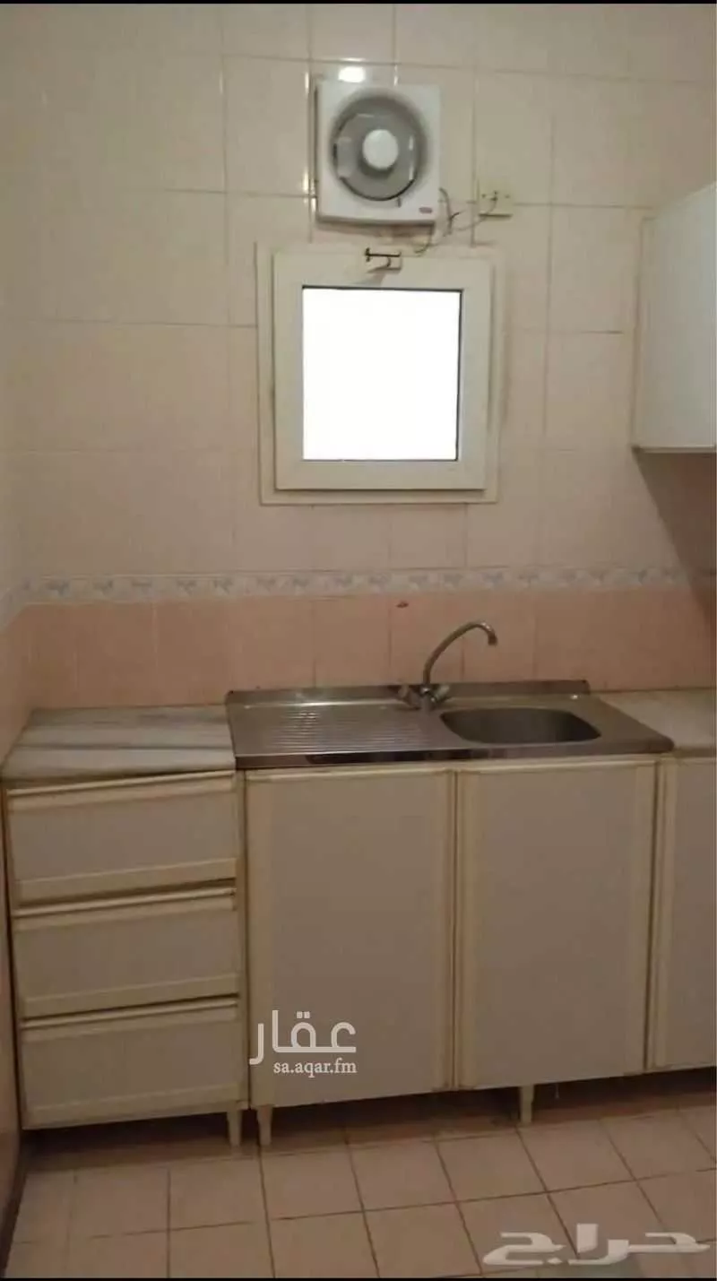 2 bedroom apartment in Al Shati 11