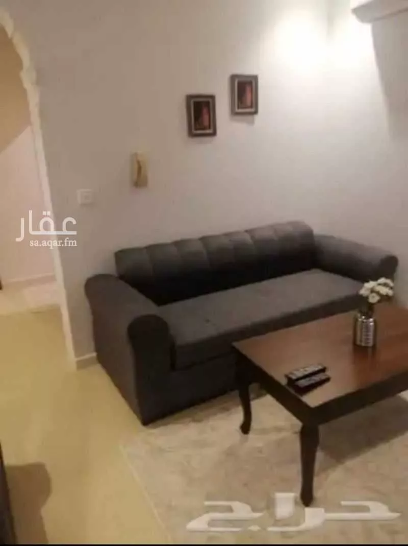 2 bedroom apartment in Al Shati 4