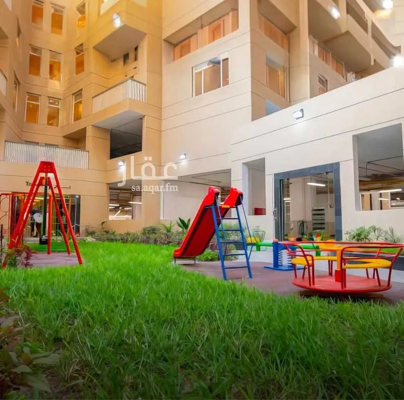 3 bedroom apartment in Al Safa 5
