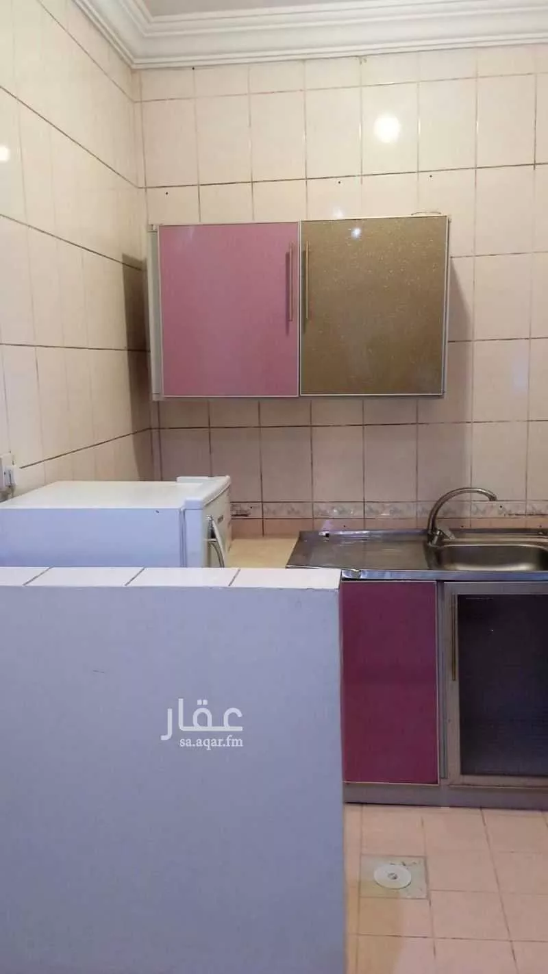 2 bedroom apartment in Al Shati 8