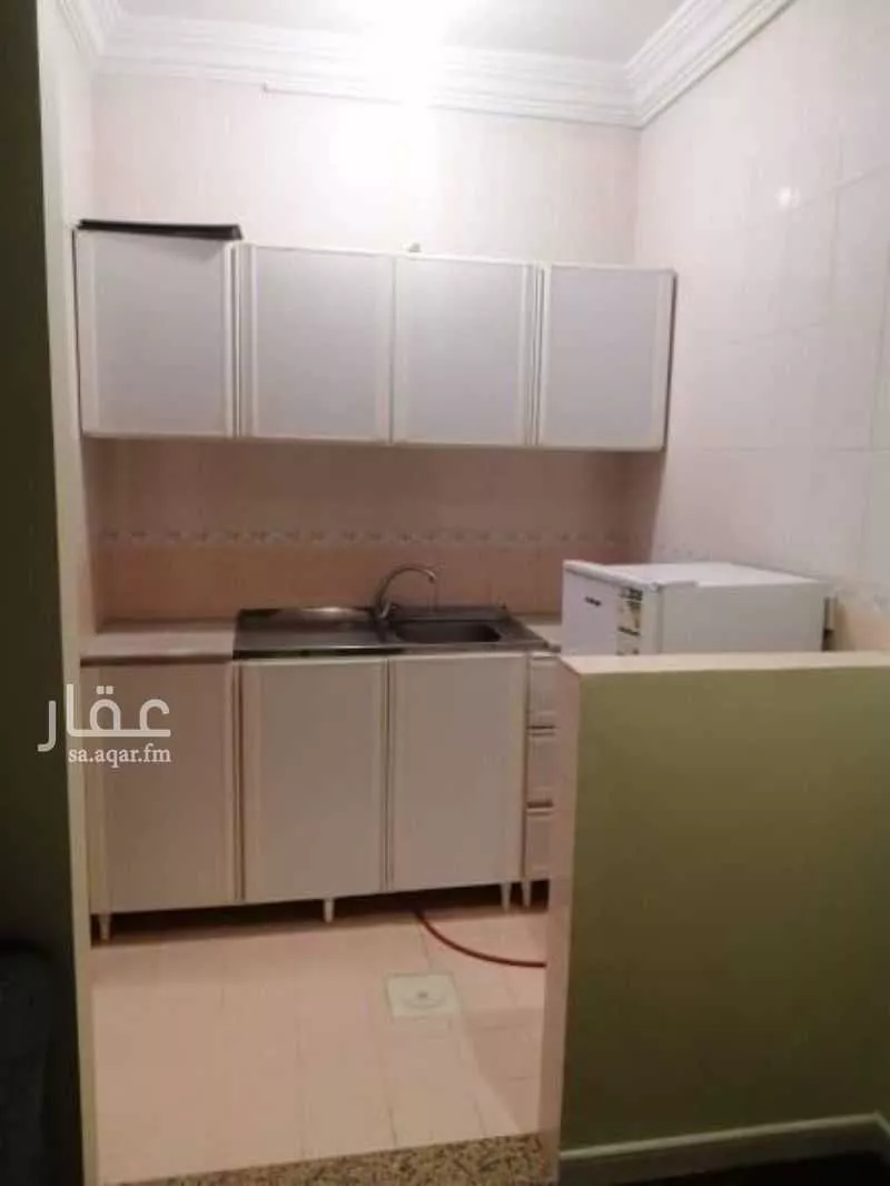 2 bedroom apartment in Al Shati 10