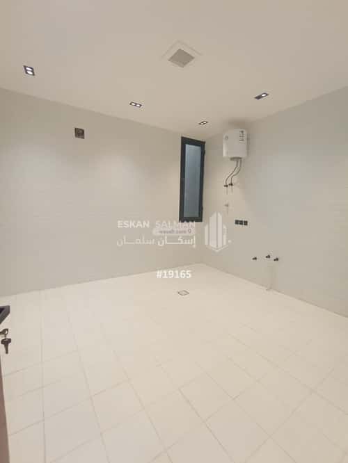 5 bedroom apartment in Al Janadriyah 2