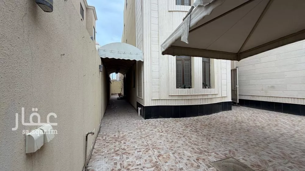 4 bedroom villa in Ash Shulah 4
