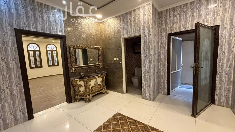 4 bedroom villa in Ash Shulah 7