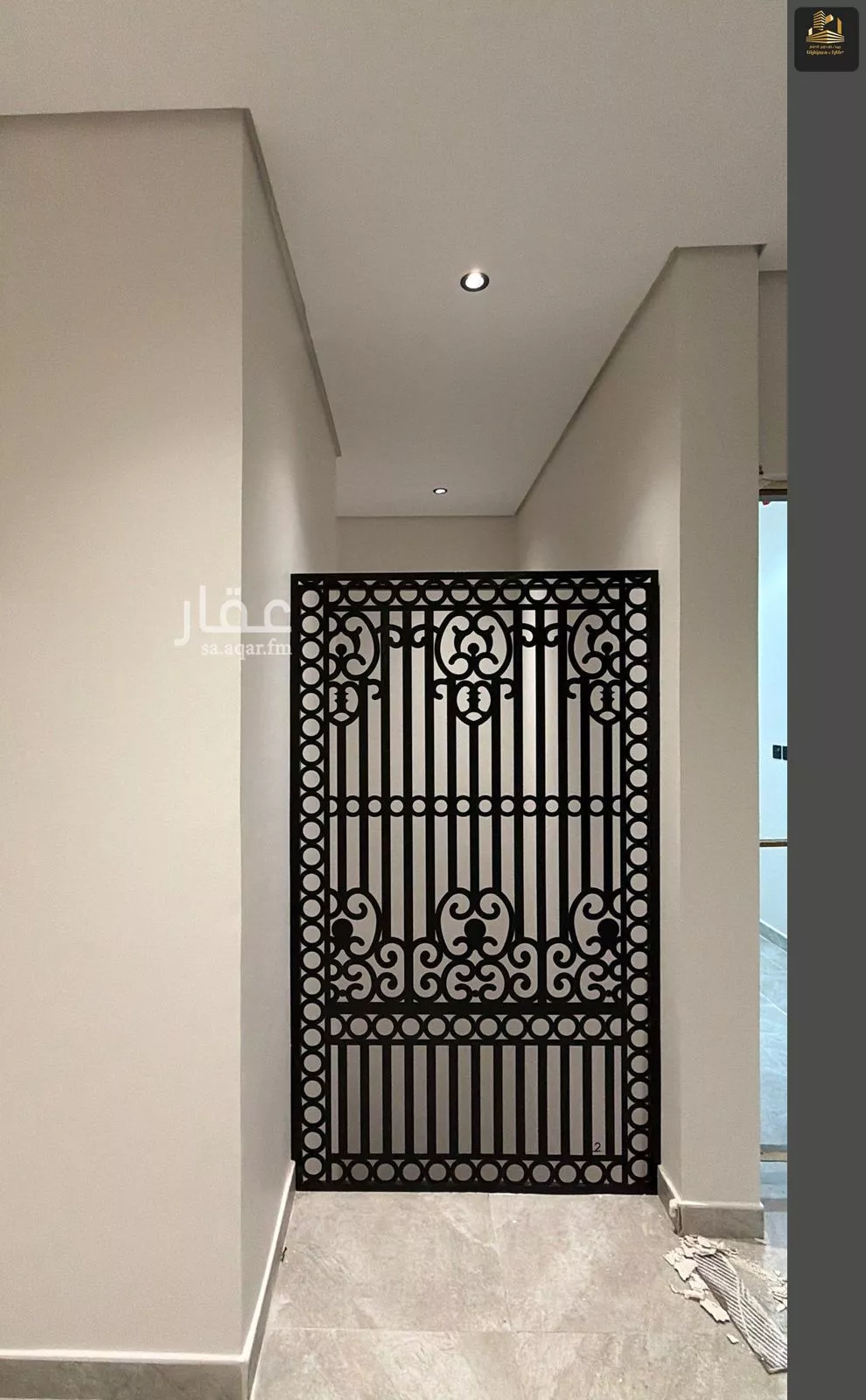 فيلا 6 غرف في الشرق 14