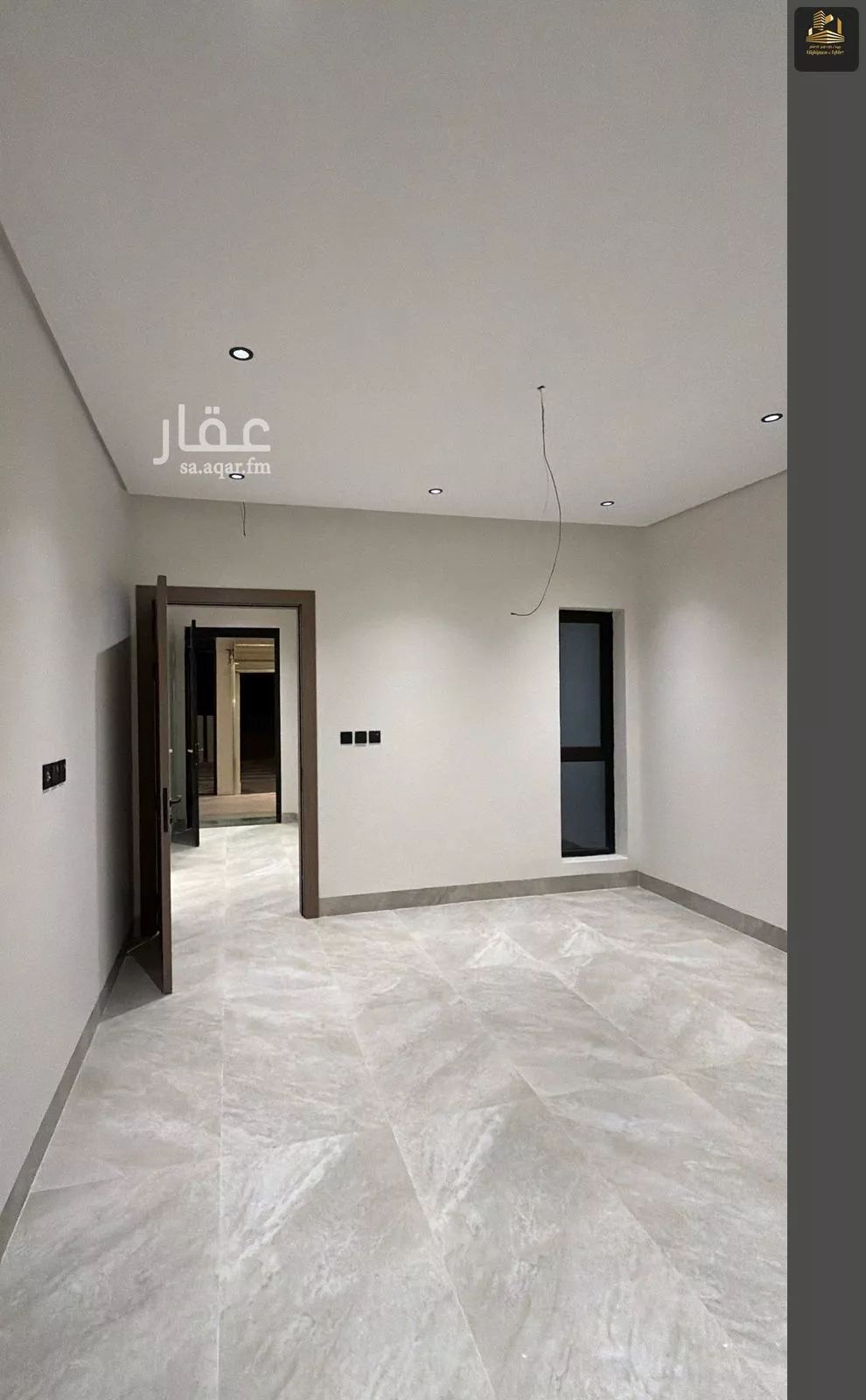 فيلا 6 غرف في الشرق 7