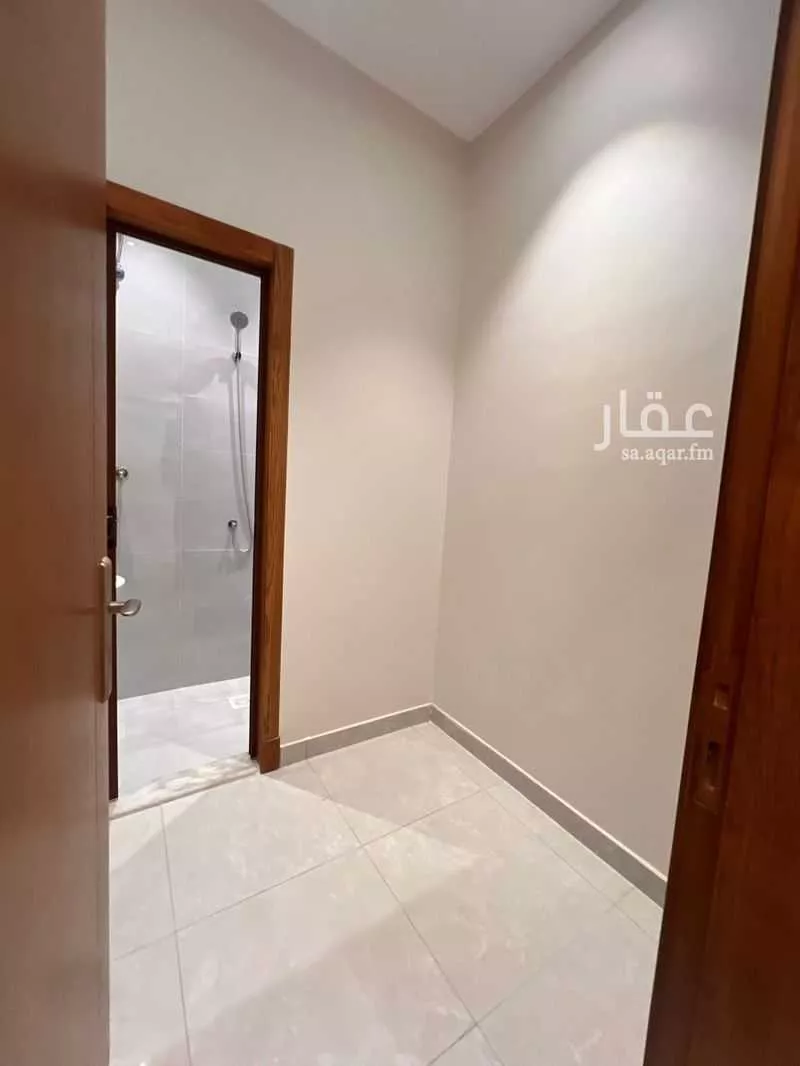5 bedroom apartment in Al Marwa 2