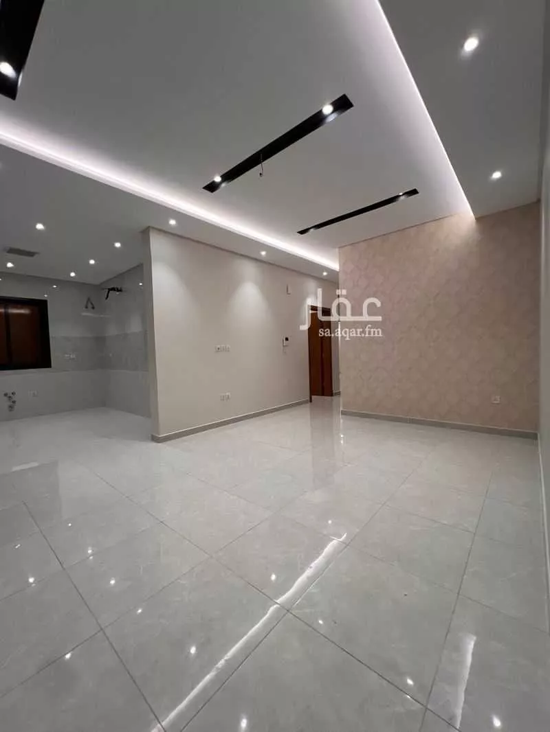 5 bedroom apartment in Al Marwa 6