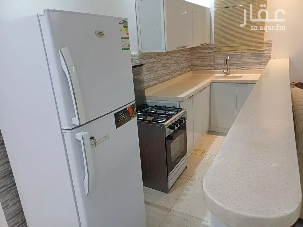 شقة 1 غرف في لبن 3