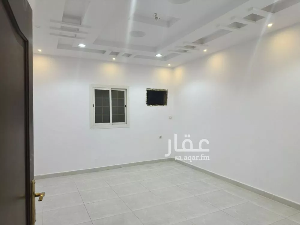 4 bedroom apartment in Al Bashaer 5