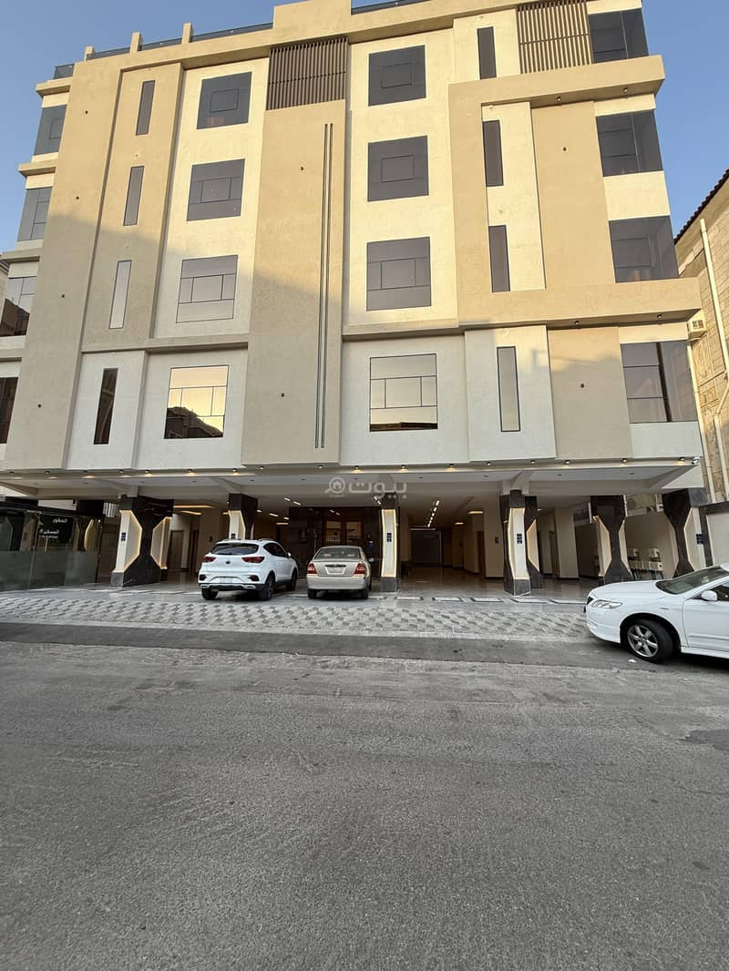 4 bedroom apartment in Al Rabwa, Jeddah 4