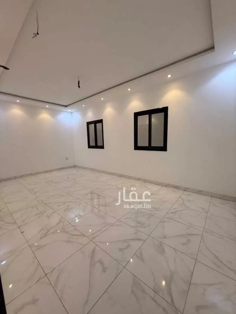 4 bedroom apartment in Az Zomorod 5