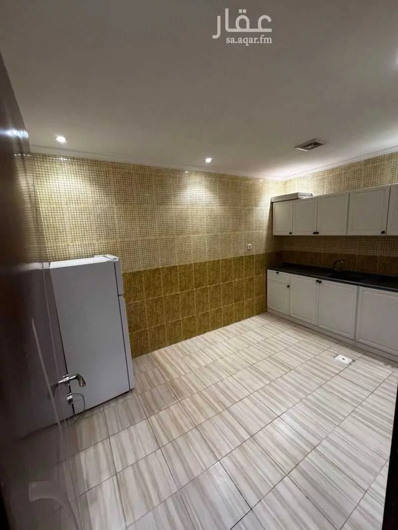 2 bedroom apartment in Al Naeem, Jeddah 9