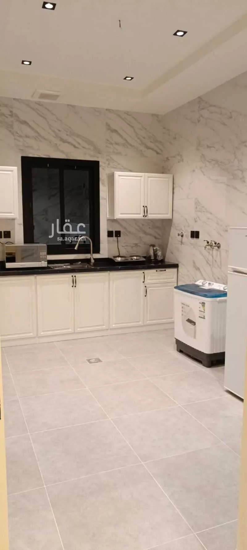 1 bedroom apartment in Al Shati 11
