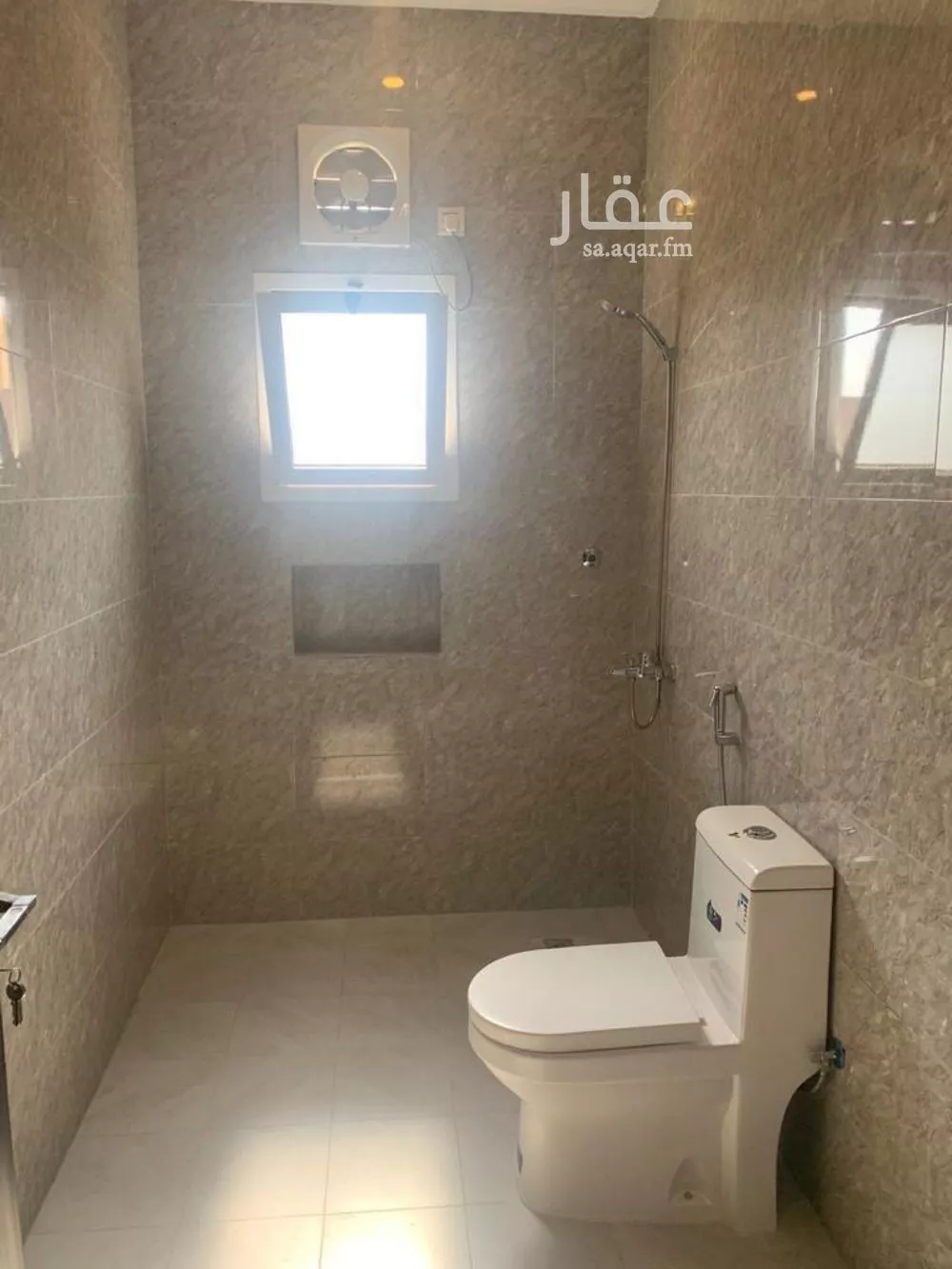 دور 4 غرف في الصوارى 10