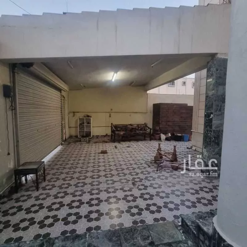 فيلا 12 غرف في احد 24