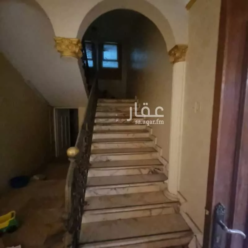 فيلا 12 غرف في احد 27