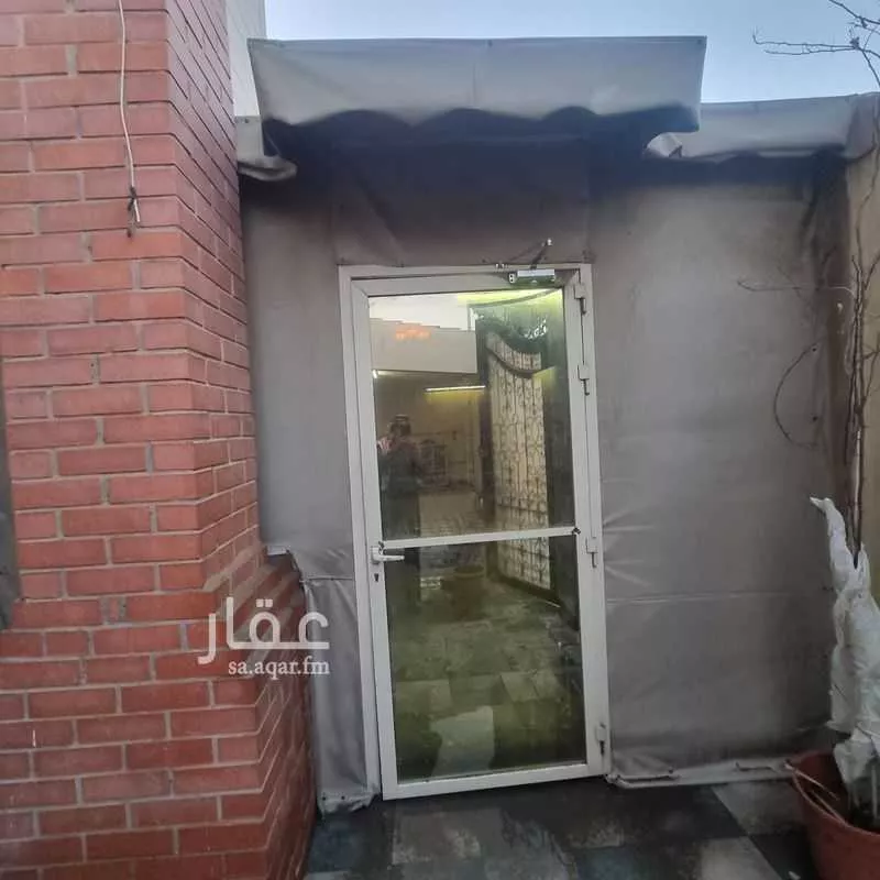 فيلا 12 غرف في احد 8