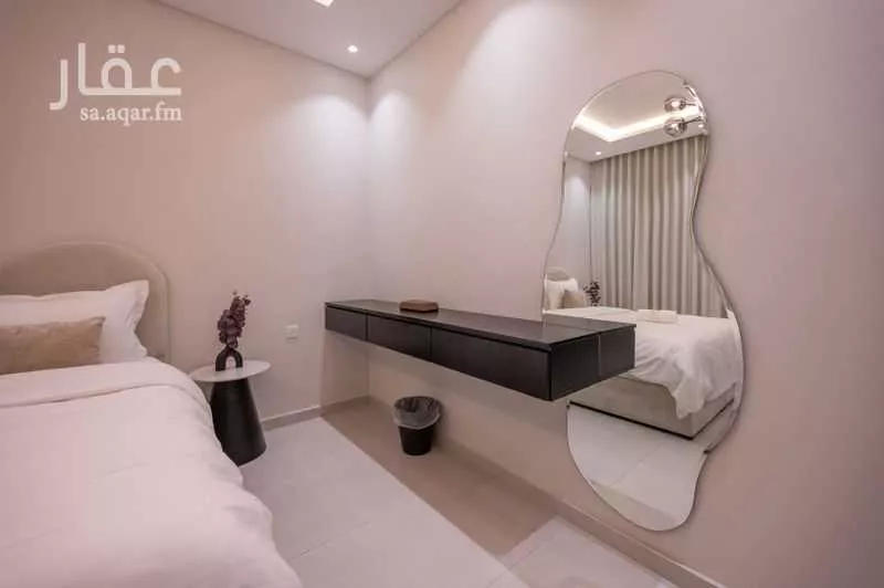 3 bedroom apartment in Al Rabwa 8