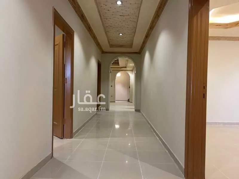 6 bedroom apartment in Al Marwa 17