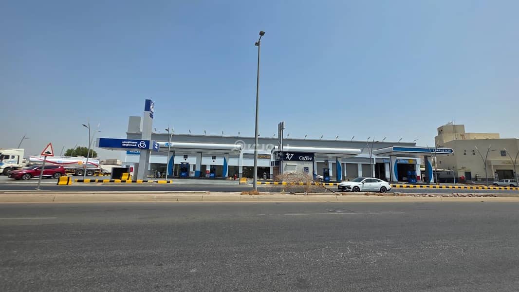 shop in Umm Al Silm, Jeddah 15