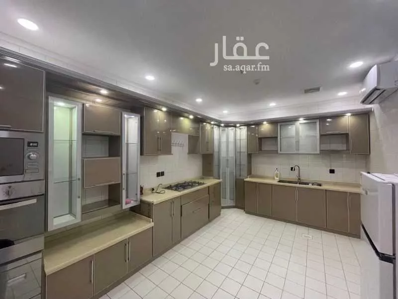 شقة 3 غرف في الشاطئ 3